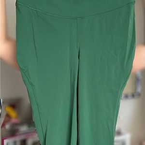 Lululemon Base Pace Crop 23" Br